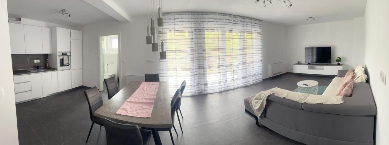 Apartmani Lana راب المظهر الخارجي الصورة